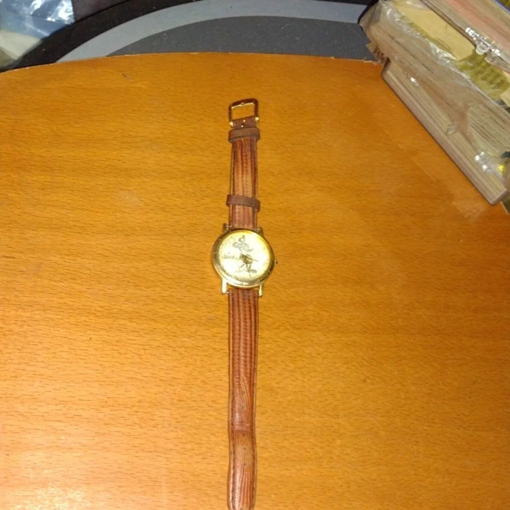 2 for $20😃Lorus Mickey Mouse Quartz Watch